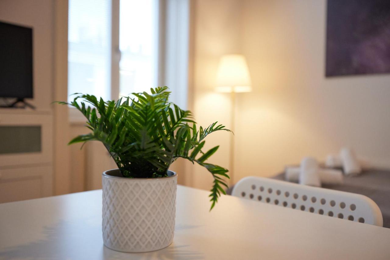 Nice Studio Close To Metro III Вена Экстерьер фото