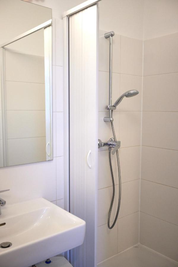 Nice Studio Close To Metro III Вена Экстерьер фото