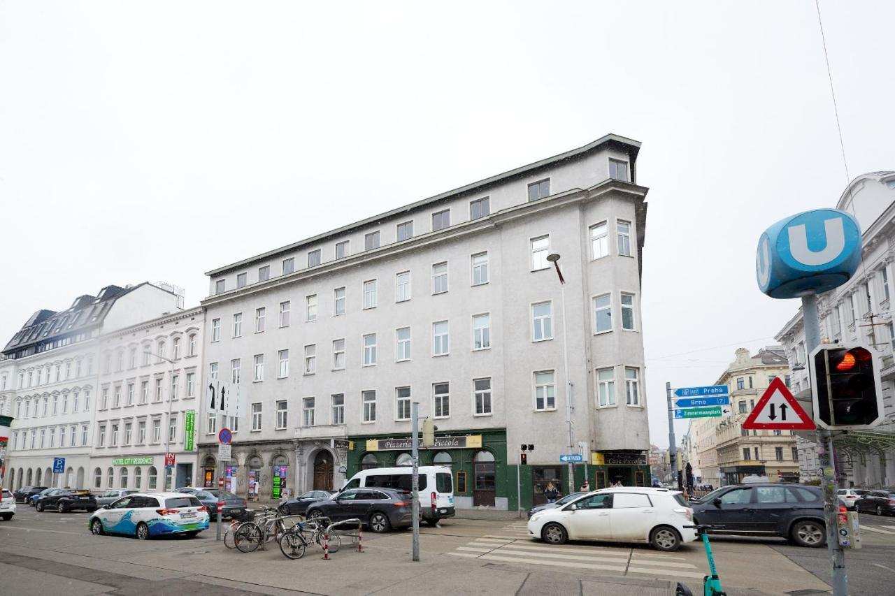 Nice Studio Close To Metro III Вена Экстерьер фото